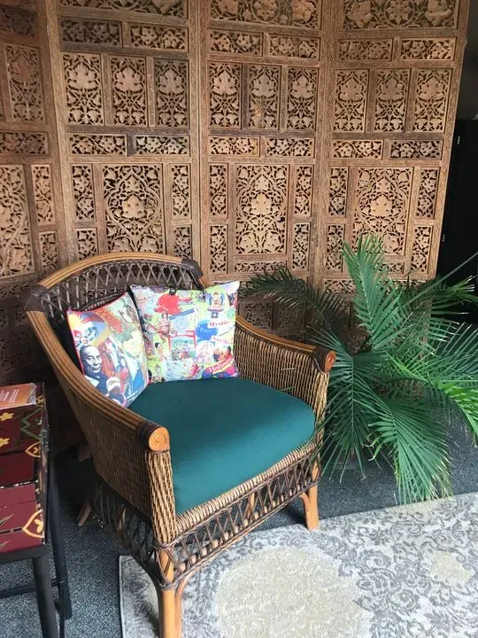 https://cdn.salonspotlight.com/photos/ETGMhZEEg2gYHccX7ZiR/5f45240f-a539-44f0-8e2a-ac4a00aff7ff_720x720