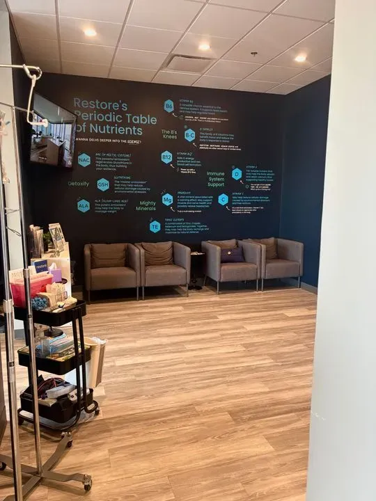 https://cdn.salonspotlight.com/photos/Ef9K1GJHGy5kuHYEhvod/8e7af044-a3f5-4f8c-b9ea-d3b6568f9165_720x720