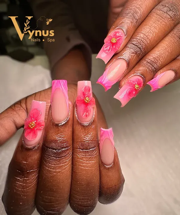 https://cdn.salonspotlight.com/photos/Ejz9Vf4rBqFgxRuWIunR/ac9fdf7f-f484-49a2-a26b-08a15c0b796c_720x720
