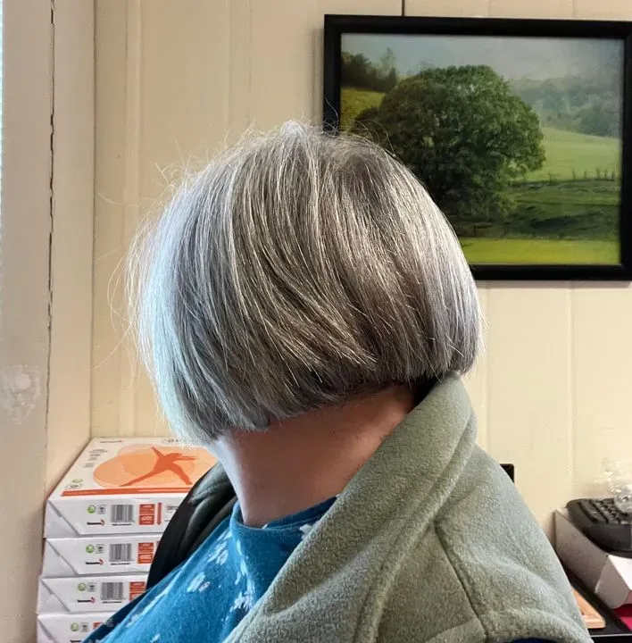 https://cdn.salonspotlight.com/photos/EqIqXJ6kRGQbt0Vd4Vpz/0f19ae41-211f-4453-8aa6-34c47185675e_720x720
