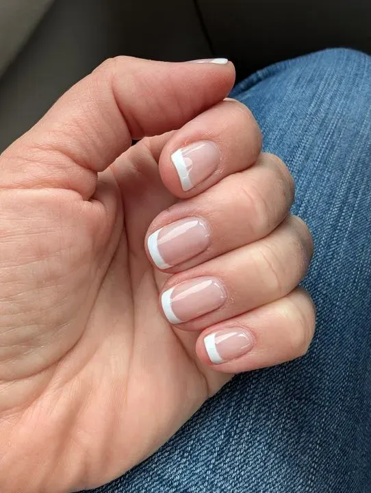 https://cdn.salonspotlight.com/photos/EuY638qxgY5jtVx3O1Gx/d788af3a-6f2e-4094-92e7-f833e1591e5d_720x720