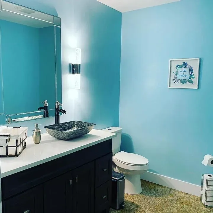 https://cdn.salonspotlight.com/photos/Ex1qSbpEtXL0fabZTIBx/6a20e874-6ea7-4762-8f18-c006f6e1a6cc_720x720