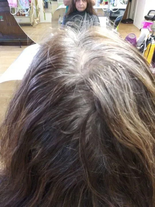 https://cdn.salonspotlight.com/photos/F5cxr14nDj9o0f1nqAqZ/68e393be-1d33-4b55-8327-c389fa8bead6_720x720