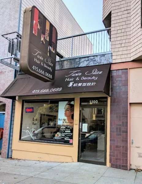 https://cdn.salonspotlight.com/photos/F7Se30bxujqmrOYDsnOG/23709317-9850-45da-98b0-27b7965bfcf1_720x720