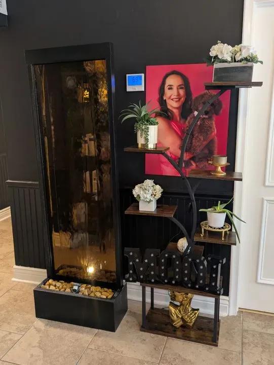 https://cdn.salonspotlight.com/photos/FAtQo7u5JC81V4xir1Cc/487b90ae-76a8-41e5-9aab-316da9dc906b_720x720