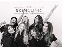 https://cdn.salonspotlight.com/photos/FBrlGZNX2rHQQhf1wdv1/80827cdc-dff0-4c4d-aa7e-776ba4ae342f_720x720