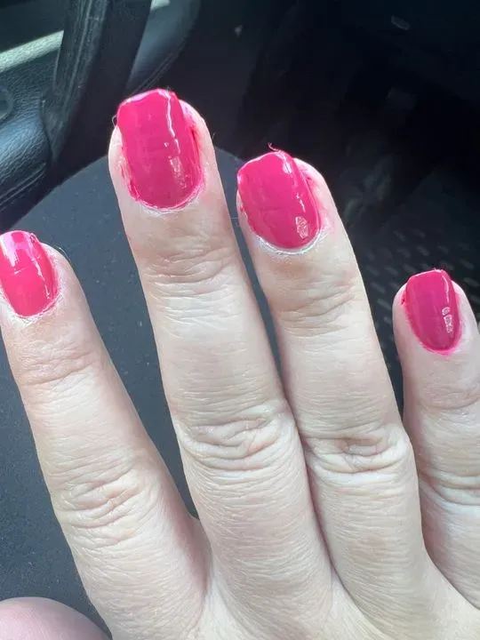 https://cdn.salonspotlight.com/photos/FDk7tUHqFY7pYWzg84ua/ac3c98ff-c210-4c49-b6f0-aabe23fa4bbd_720x720