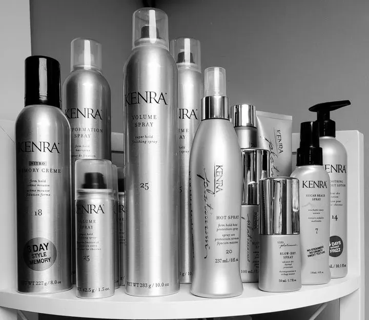 https://cdn.salonspotlight.com/photos/FOeHgA3A90V6EVXUEPcQ/2f9daa44-01db-462f-a70c-3b3a1b6bed80_720x720
