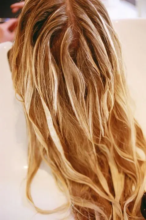 https://cdn.salonspotlight.com/photos/FTAT7nAv2L0EaCmfiXqR/8f1db3e6-d8d0-4aed-ac48-985df2b94d52_720x720