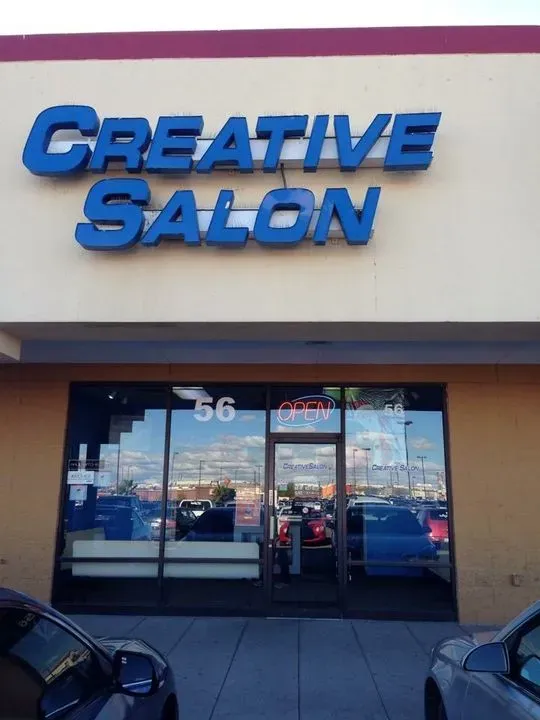 https://cdn.salonspotlight.com/photos/FneU82OegLCTi5EpKtKn/7f471262-cd46-4be6-8a42-63b49db996e0_720x720