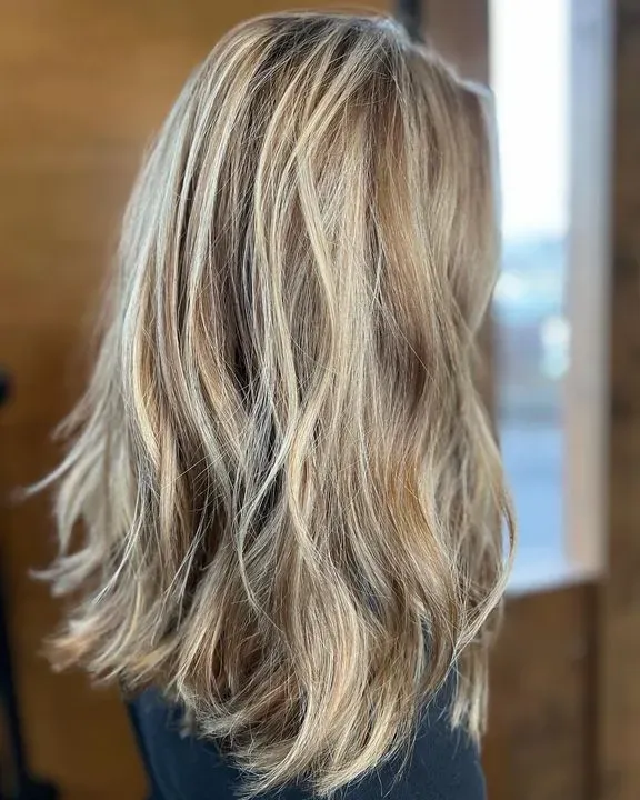 https://cdn.salonspotlight.com/photos/FnkVKCS7BeMM3xo6ipvz/81c70a49-03b7-4c74-88d0-e4188afa3078_720x720
