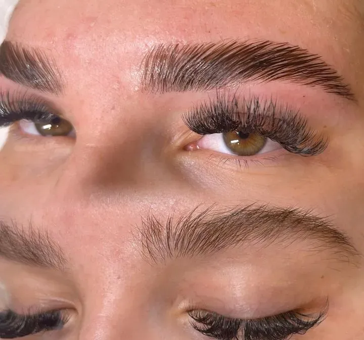 https://cdn.salonspotlight.com/photos/Fo423SfxafppcrUKt9fI/cdb8e166-4582-42ee-aedd-cc0c97f95c6f_720x720