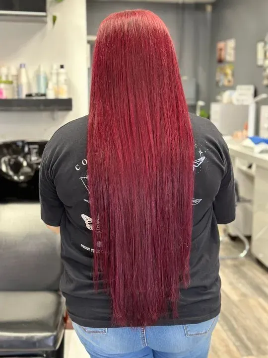 https://cdn.salonspotlight.com/photos/FrTcR48n5Q7WkQ1PHg8S/49d403cc-6144-4fd4-a773-666b9bedeb92_720x720