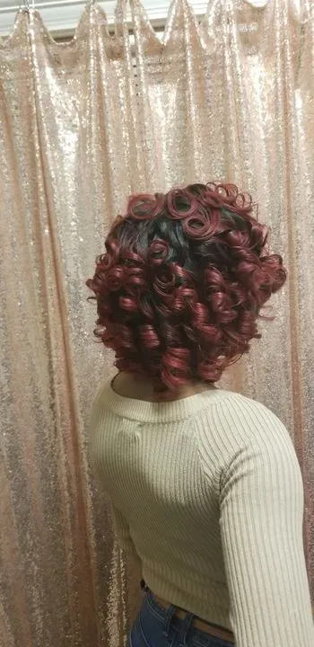 https://cdn.salonspotlight.com/photos/FryezPm0AUc4OWF9Ug3K/73bcda7e-3dc1-4425-9f08-0c10f1caee3e_720x720
