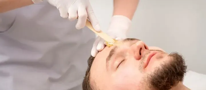 https://cdn.salonspotlight.com/photos/G43lPqqtAd70BjTTB5vl/35bc9bff-a4b9-4da8-9cfe-17e717c1c57f_720x720