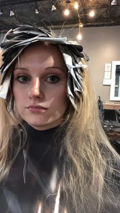 https://cdn.salonspotlight.com/photos/G50gT7yWPCRUloogEzZh/dd3e0cb8-3e61-40d9-817b-c9b70e36b8a6_720x720