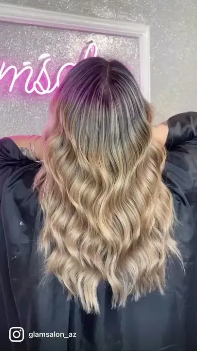 https://cdn.salonspotlight.com/photos/GB41aJkLUFmmtkeSfVqo/f85ce37b-71b6-4b06-9232-07de5d015433_720x720