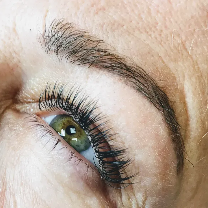 https://cdn.salonspotlight.com/photos/GBi0z8mdTFqFhdZq148q/3526a1d9-bb90-435a-b39c-753106a53f03_720x720