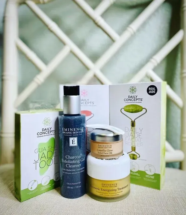 https://cdn.salonspotlight.com/photos/GHHjfIXu4QJ78KiC7K4C/f8f3db5a-80af-41ac-a8e8-f5ea7a7e9bc8_720x720