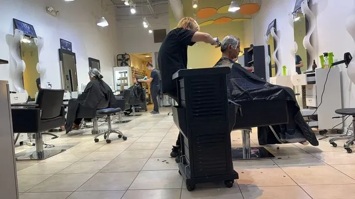 https://cdn.salonspotlight.com/photos/GJETxZd5rUfdjOC7fBjl/161a93a0-ca11-4cef-a5b6-130ebbc70968_720x720