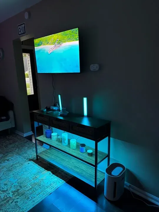 https://cdn.salonspotlight.com/photos/GKWvEuy9jeszjK9b5whr/22d45b32-5ed4-435c-9cb1-7c1e9bc7ef84_720x720