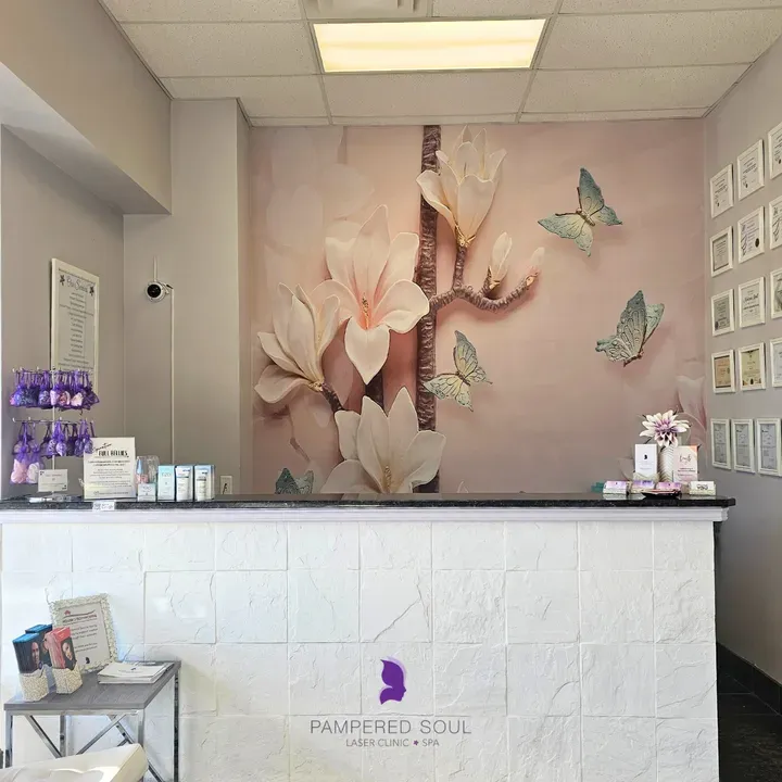 https://cdn.salonspotlight.com/photos/GPtCqdk4JFk8LSPf6v2A/b7c0a978-5bc3-4fd6-81fb-858cbca5e7f5_720x720