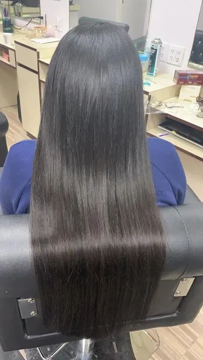 https://cdn.salonspotlight.com/photos/GQlewOR0r1G8FiDvdWgK/cadbb589-7398-4fd4-b8fe-2c6a7ae4e107_720x720