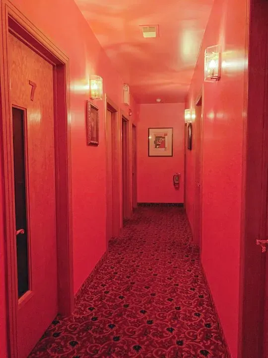 https://cdn.salonspotlight.com/photos/GXmREXCDETDI70D1i9N5/85265bbe-335b-49a5-b643-ac18e52f5030_720x720