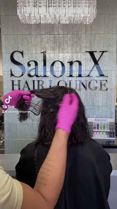 https://cdn.salonspotlight.com/photos/GaMk32hgWo2XWlMXxIE0/5c012cde-5f7e-455a-afab-e1e03a65cf7b_720x720