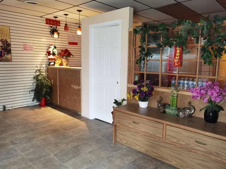 https://cdn.salonspotlight.com/photos/GdIlmhixv4nxe3UcaYeu/e5b14c51-8aaa-4a49-962d-10bcda477644_720x720