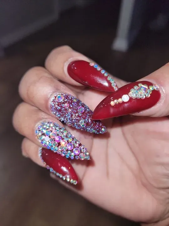 https://cdn.salonspotlight.com/photos/GeHvAND9zWR4tWXddBsM/1b589c5c-efa7-4fac-9d00-1a52165aa505_720x720