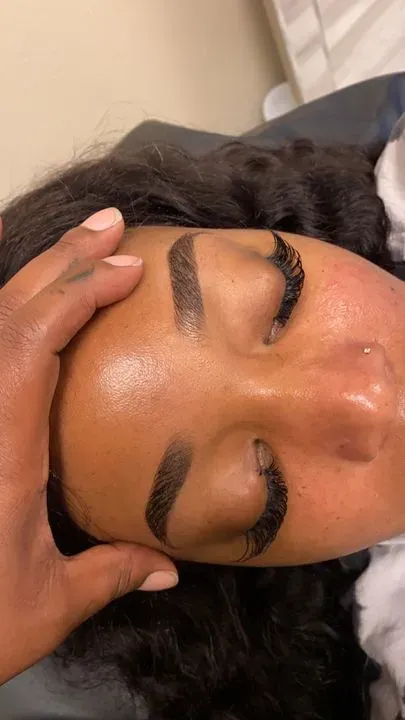 https://cdn.salonspotlight.com/photos/GhSRD5HQnUFUt5xLE4XY/fccf1e06-f904-4519-b8f1-00bc90d2d398_720x720