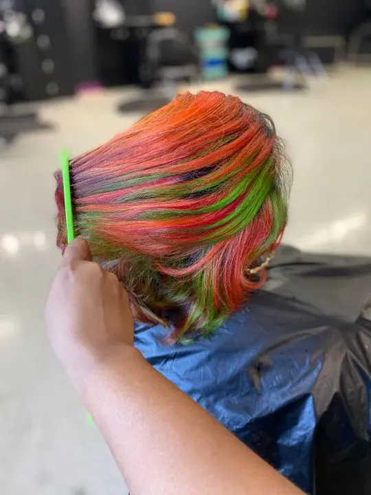 https://cdn.salonspotlight.com/photos/GjXt91GCi7Ba3Lf8nanf/26fbbd43-4d08-46f6-aaab-ec5edc40f4fa_720x720