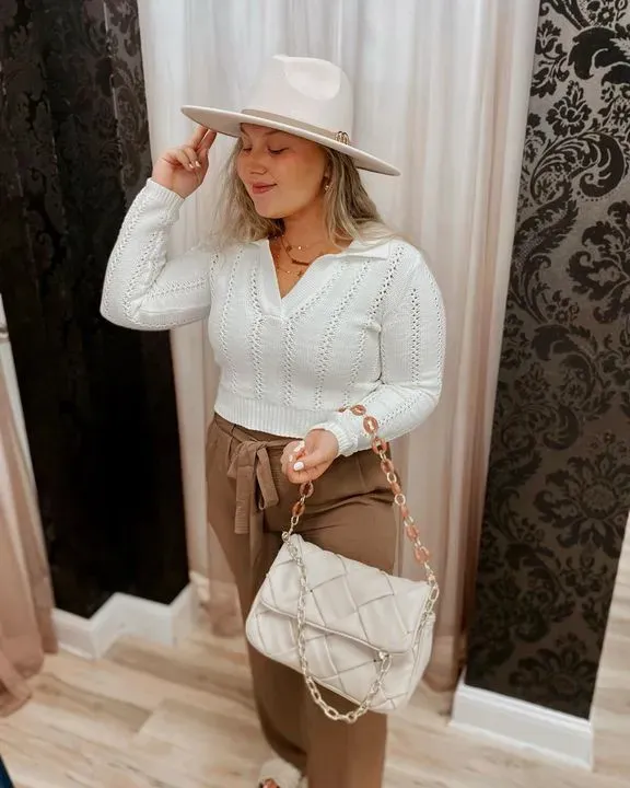 https://cdn.salonspotlight.com/photos/GkHwnioTjetfy6DVyu8Z/abb0e88d-37bb-4df0-98a8-5f3dce230ebd_720x720