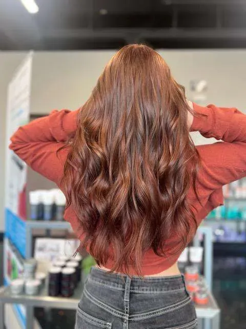 https://cdn.salonspotlight.com/photos/Gt4Co0rkeM3wewzvSwWJ/93fb2650-d0e6-4f61-8dd4-6d8b6176f3be_720x720