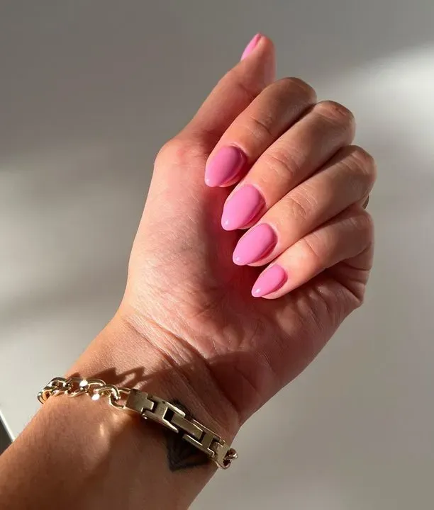 https://cdn.salonspotlight.com/photos/Gt526CMvl2w3QGr5nYUS/d84ab3b3-1821-48a5-8505-74a2cc6320f1_720x720