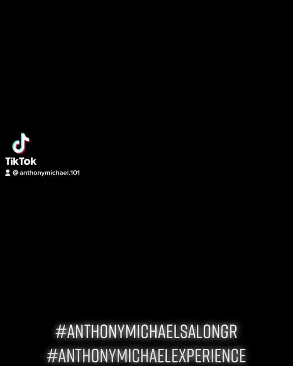 https://cdn.salonspotlight.com/photos/GtRly9oN8S51aOv8F5dC/cfa48457-a568-4357-955e-2f1a6b8cbb39_720x720