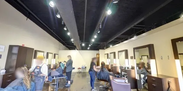 https://cdn.salonspotlight.com/photos/GyCW5etEoMOLO3PbzieR/2e6debd6-5b35-4fd5-8ceb-09ab03f09294_720x720