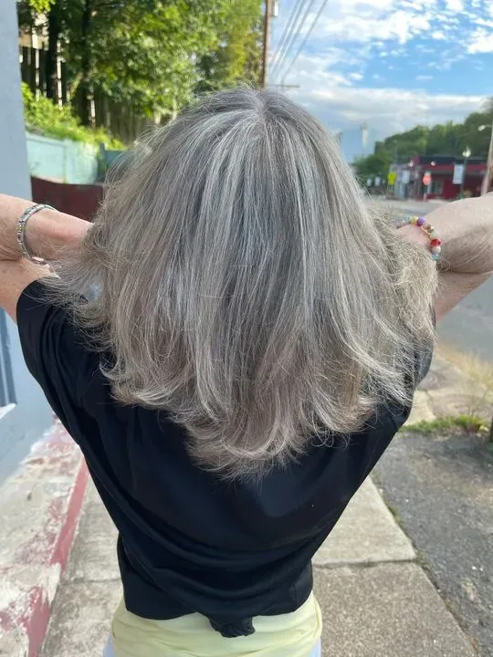 https://cdn.salonspotlight.com/photos/GyQ4yCDAXE8MNtxdQnRV/832f3b00-6030-4003-a388-5d07220dbad7_720x720