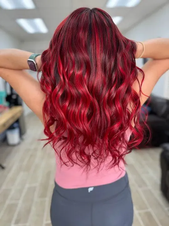 https://cdn.salonspotlight.com/photos/Gz0jn1B3dkTtgN0G9nfm/4e416332-0865-48f5-adc2-b71760d00c17_720x720