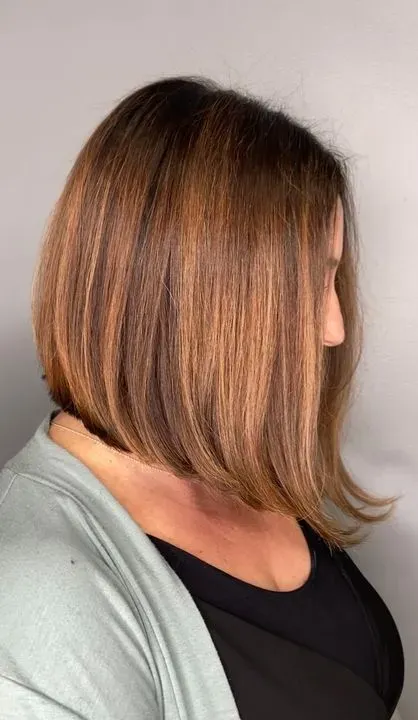 https://cdn.salonspotlight.com/photos/GzOmhNBhVr15mWQJ1uE8/239462bf-bae5-4161-93d1-ff5870254d13_720x720