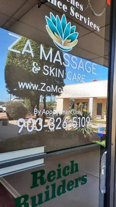 https://cdn.salonspotlight.com/photos/H3dQw9jRkwAkmDAjwiRk/4325d550-0050-4158-a3d5-523cb69a79af_720x720