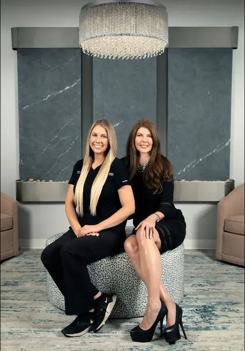 https://cdn.salonspotlight.com/photos/H64oODzb08zuU0fKIC4x/1b1137ae-f9e5-4dd9-a136-247bc319c385_720x720