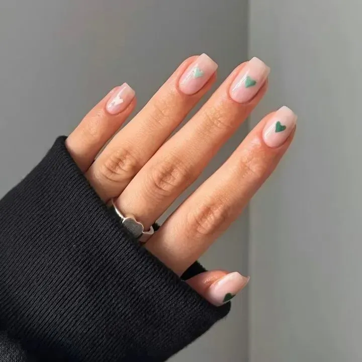 https://cdn.salonspotlight.com/photos/HHZwIVNUcqTdkvnPtTT2/037316a6-13dd-4a88-bc68-65db3dc9c316_720x720