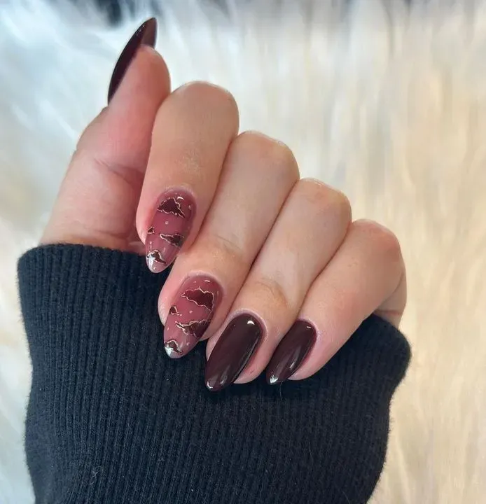 https://cdn.salonspotlight.com/photos/HIBo7FbMXvqqkQujRL83/1ac4e872-ad21-4e9e-b7f6-bd5eea840c09_720x720