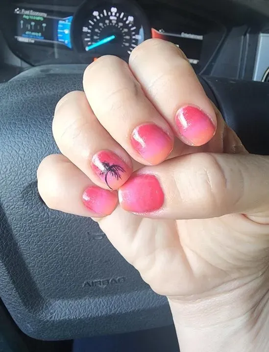 https://cdn.salonspotlight.com/photos/HIBo7FbMXvqqkQujRL83/67ca5449-47ca-4073-841c-0ff31e3b44a0_720x720