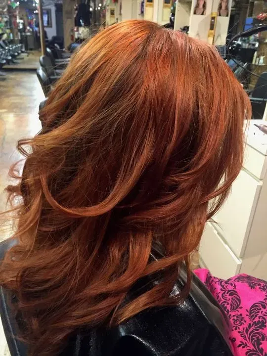 https://cdn.salonspotlight.com/photos/HN0fl9NDGgIWrgRrBZ3M/9791070d-75c8-423a-a36f-476634f25066_720x720