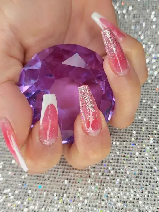 https://cdn.salonspotlight.com/photos/HSZXmF9NTkdE5rx4Uptb/0fb67a6c-7290-4404-9b29-9d606735207c_720x720
