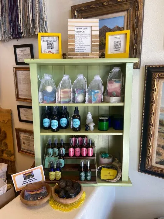 https://cdn.salonspotlight.com/photos/HbyudKiMTUTk7tvOXeST/22c9aa22-219e-4ce3-b032-730f425a9895_720x720