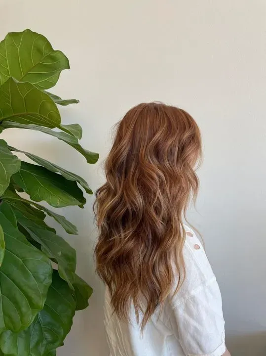 https://cdn.salonspotlight.com/photos/HiCAx3SmZuIoIOIfxQLA/2cd75a89-ea00-4be0-b6b9-6d61dd65bb9b_720x720
